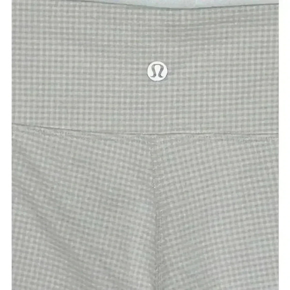 Lululemon Women’s Cream Check Low Rise Wunder Under Crop Pant 20” Size 8 Stretch - Picture 3 of 3